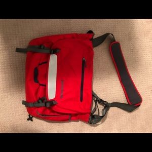 Patagonia messenger bag.